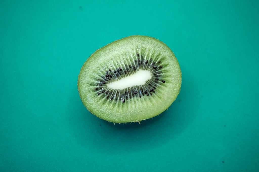 9 Foods To Help You Get A Good Night Sleep | Kiwifruit