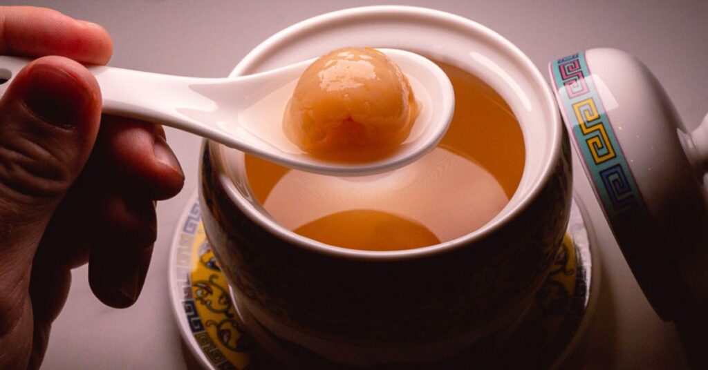 Traditional Chinese Loquat Soup