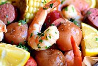 Cajun Slow Cooker Shrimp Boil