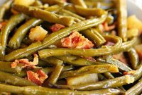 Smoky Slow Cooker Green Beans with Bacon