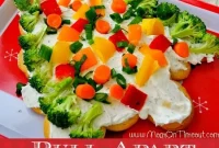 Golden Crescent Veggie Christmas Tree