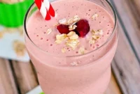 Velvet Strawberry Oat Smoothie