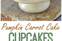 Cozy Autumn Spice Cupcakes with Maple Cream Cheese Cloud