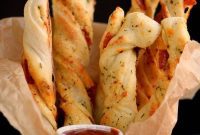Spicy Pepperoni Swirls
