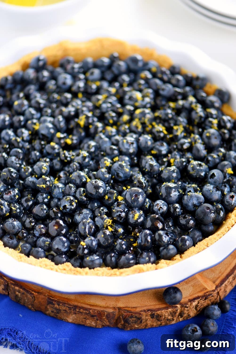 no-bake-cream-pie-topped-with-lemon-zest-blueberries