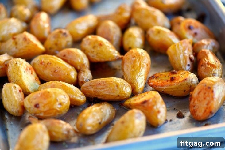 Quick and easy oven roasted potatoes with garlic. Oven Roasted Potatoes with Garlic