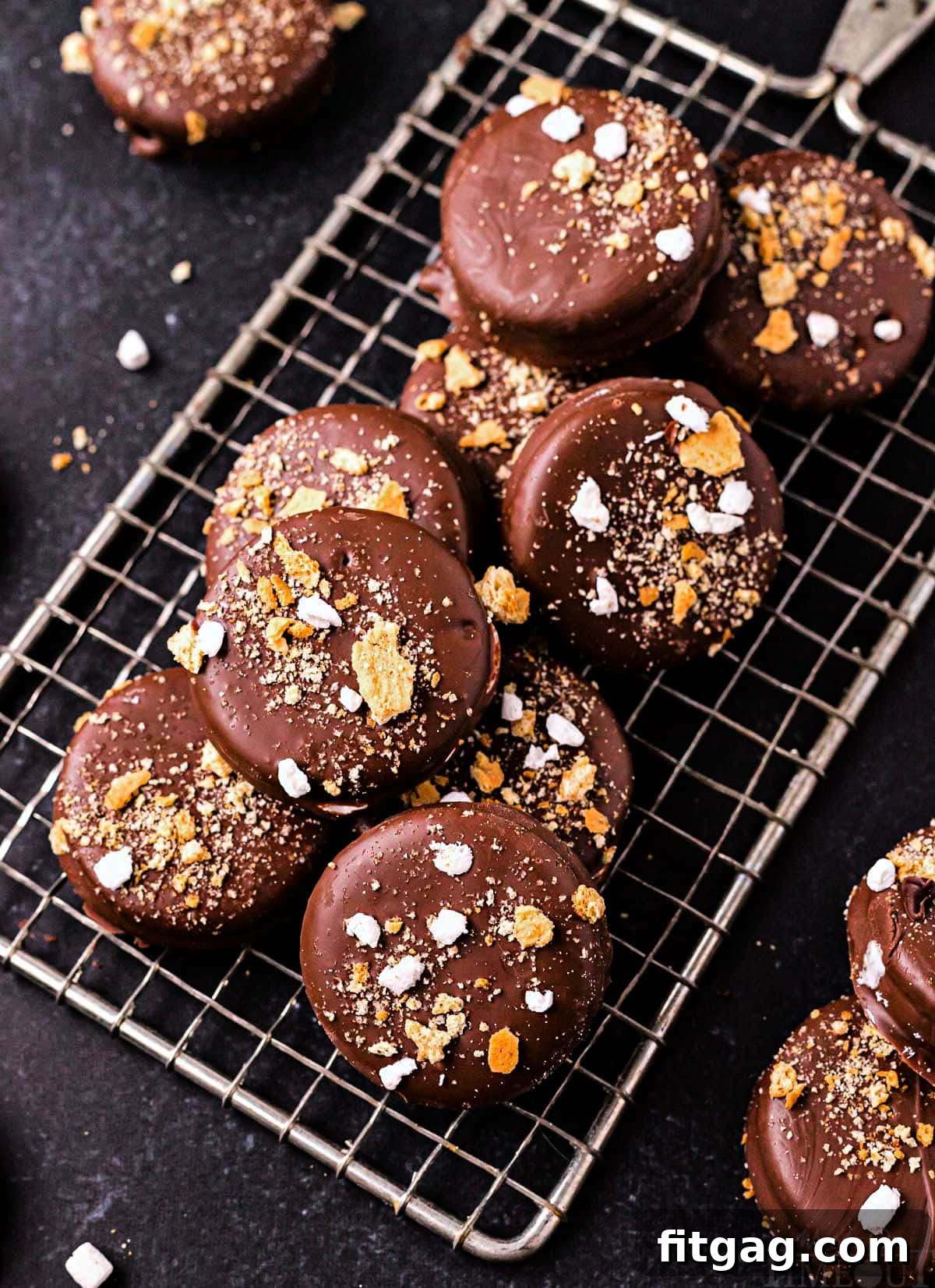 Ritz Smores Cookie Mashup 3 top down look at chocolate ritz sandwich cookies with marshmallow creme interior.