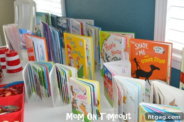 A Seuss-tastic Scoop Fest 5 Handmade Cat in the Hat cups and party supplies