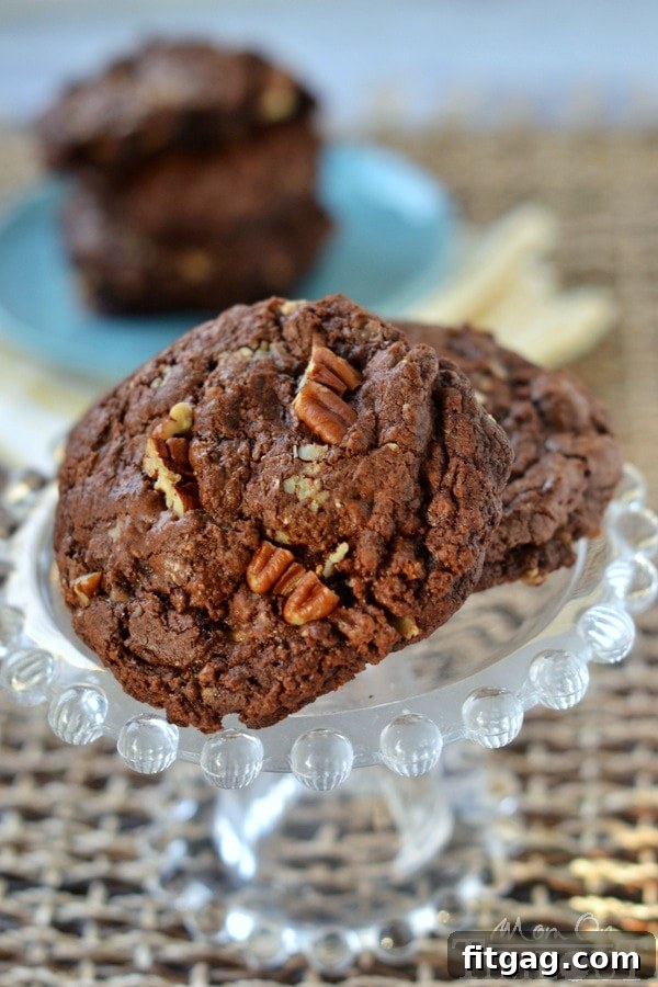 chocolate-toffee-pecan-brookies